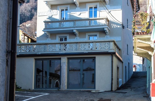 Pella Apartment | Village and Lake. Modern and unique apartmentLake Orta.