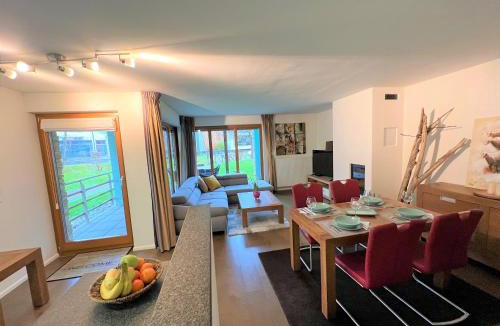 Unterterzen Apartment | Walensee Apartment, Lake & Alpine Dream
