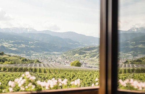 Rasa Apartment | Weinberg Apartments, apartments for 4 persons with Brixen South Tyrol Guest Pass