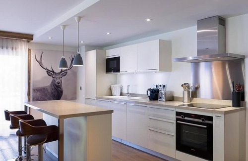 Les Gets Apartment | Wifi, 100m from resort center, Ground floor, fitness, swimming pool, sauna, hammam, balcony, tv