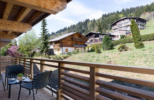 Les Gets Apartment | Wifi, resort center, 2nd floor, sauna, hammam, balcony, parking, tv, 110m², Les Gets
