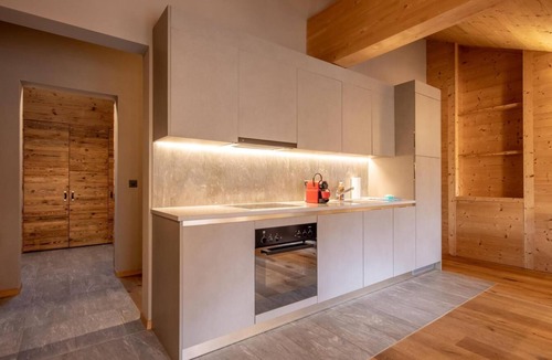 Zinal Apartment | Wifi, resort center, terrace, balcony, tv, ski locker, 63m², Zinal