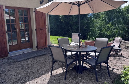 Saint-Martin-d'Uriage Apartment | Your Alpine Retreat — Spa Treatments, Fine Dining, and Adventure