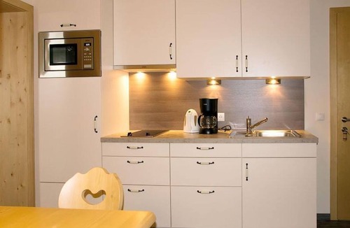 Marul Apartment | ZF Holiday apartment Walserkamm - House Küng