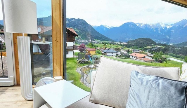 #1 Design Panorama Apartment with balconies, 12 guests