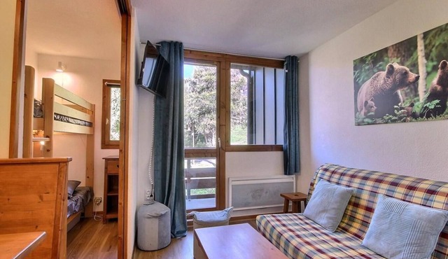 150m from resort center, 5th floor, balcony, tv, ski locker, 20m², Peisey-Vallandry