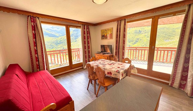 2-Bedroom Apartment in Menuires
