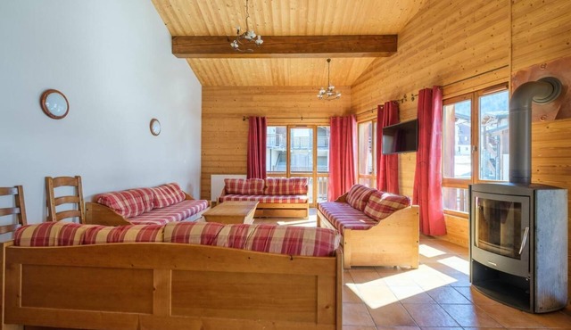 200m from resort center, fitness, swimming pool, sauna, hammam, fireplace or stove, tv, ski locker