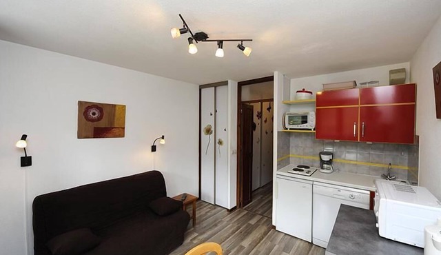 3rd floor, tv, ski locker, 27m², Les Menuires