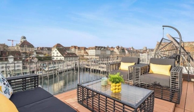 AAA | Old Town Diamond | Private Rooftop Terrace