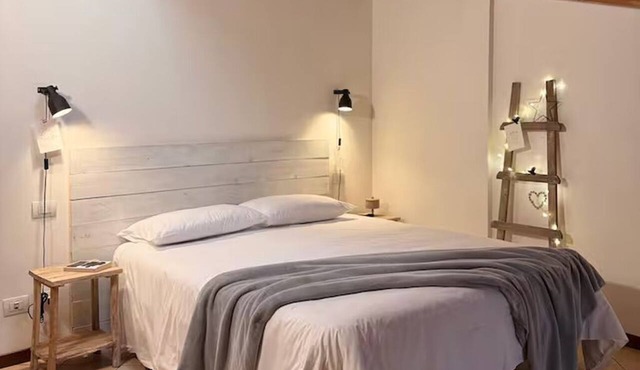 Adelaide in collina, cosy home