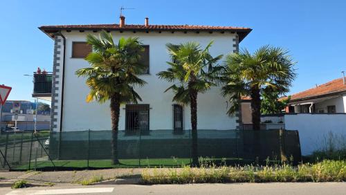 Alloggio tre palme