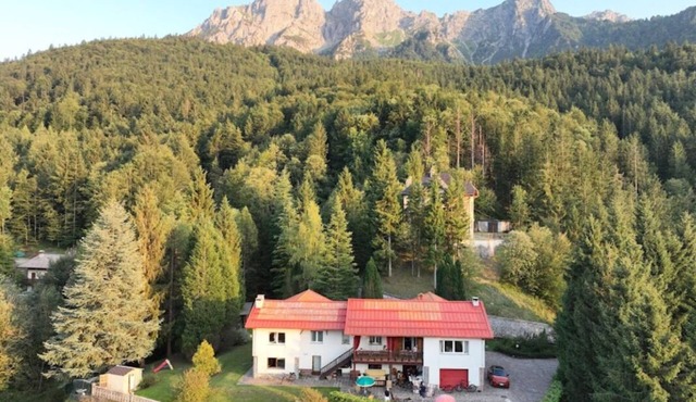 Alpendom Relax - Holiday home with garden and view of the Orobie Mountains