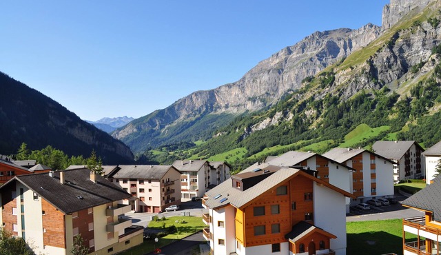 Anessa 43 - Bright loft apartment with a clear view in Leukerbad, 2 bedrooms. 5 beds