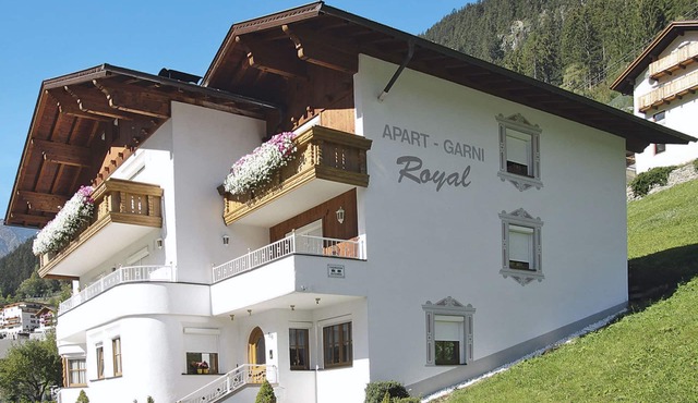 Apart Garni Royal by Interhome