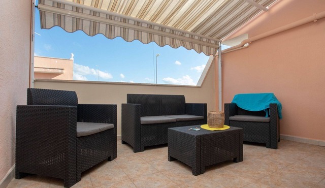 Apartment for rent with terrace (TL66A) in Torre Lapillo