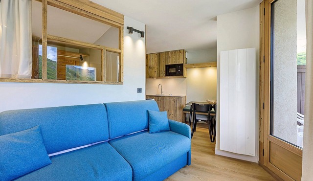 Apartment Le Panorama Des Pistes with Mountain View and Balcony