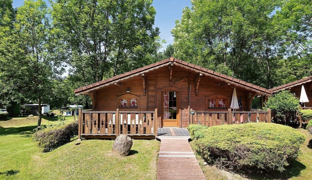 Apartment 'Primevere' with Mountain View, Wi-Fi and Air Conditioning