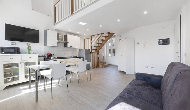 Apartment 'Silver' with Wi-Fi and Air Conditioning