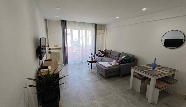 Appart 2 chambres – calme & lumineux – proche tram
