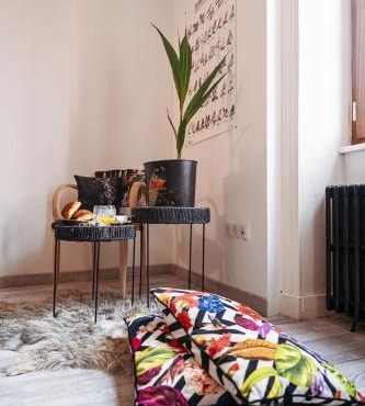 Appartement ForRest - balcon privé et piscine, près de Lyon