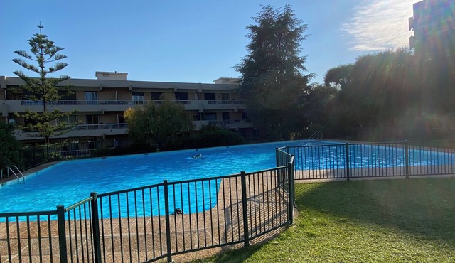Beau 3 Pièces Climatisé au Calme Dans Residence Avec Piscine, Restaurant, Tennis