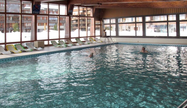 Beautiful apartment for 4 people with WIFI, pool, TV, balcony and pets allowed