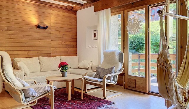 Beautiful private villa for 8 guests with WIFI, TV and terrace