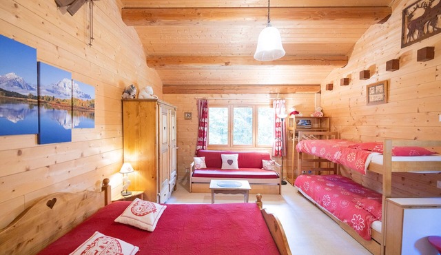 Bed and Breakfast 'Chambre Familiale' with Wi-Fi