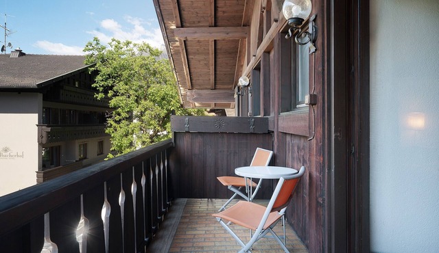 Biobauernhof Toellerhof 'Room 6' with Mountain View, Shared Pool and Wi-Fi