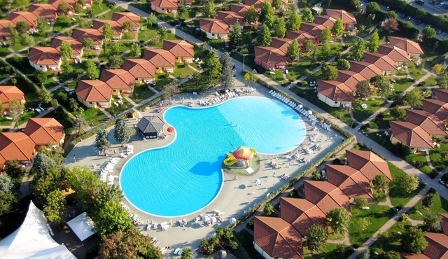 Bungalow in the Bella Italia holiday park
