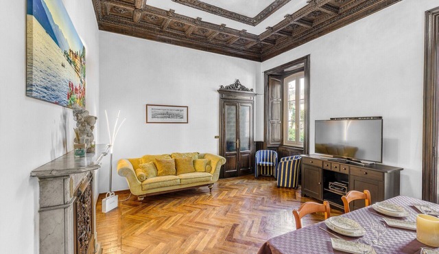Casa Vacanze Lisa Como: Appartamento con 3 Camere e Garage vicino al Centro