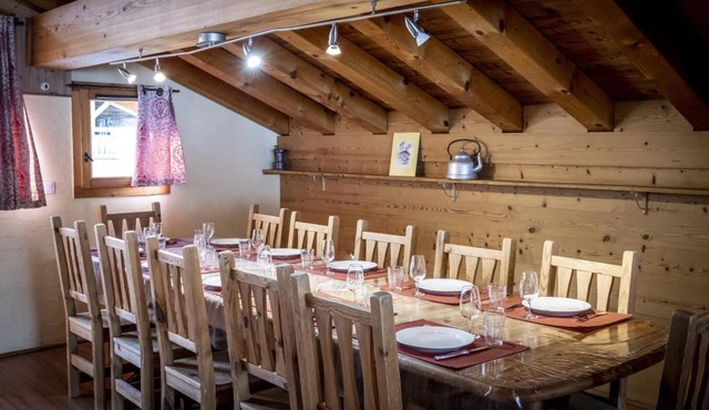 Chalet, 300m from resort center, 3rd floor, balcony, tv, 167m², La Plagne