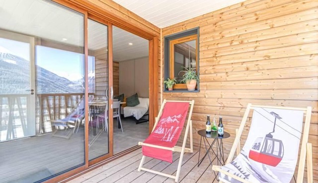 Chalet, Ground floor, view mountain, sauna, hammam, terrace, parking, 32m², Aussois