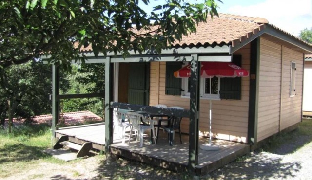 Chalet in Vogüé with 2 bedrooms and accessible terrace