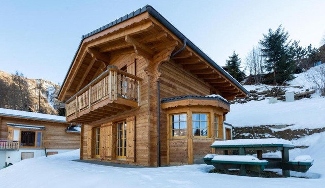 Chalet Lustycru Enjoy the Mountain