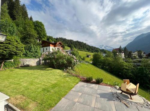 Charming chalet with sauna + views! in Bad Gastein