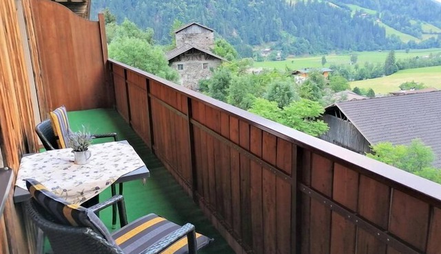 Cosy apartment in the middle of the largest wildlife park in South Tyrol