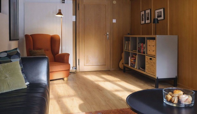 Cosy apartment for 7 guests with WIFI and balcony