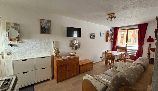 Cozy 4-person apartment with balcony in Val Cenis