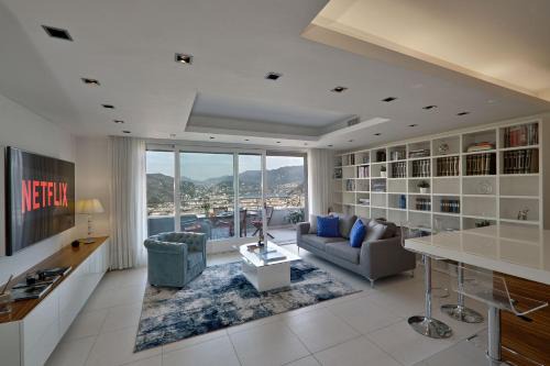 Dodo home Como panoramic view