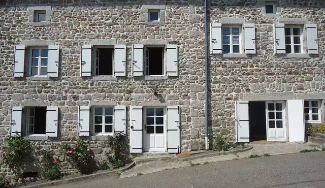 Gite la yoll, Entire home in Palladuc, France