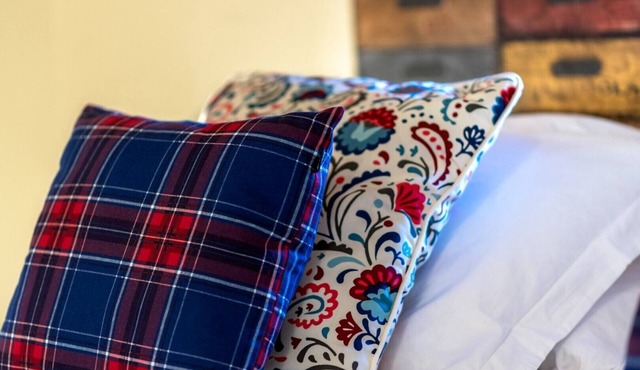 Guest Room 'La Forge' with Mountain View, Shared Pool and Wi-Fi
