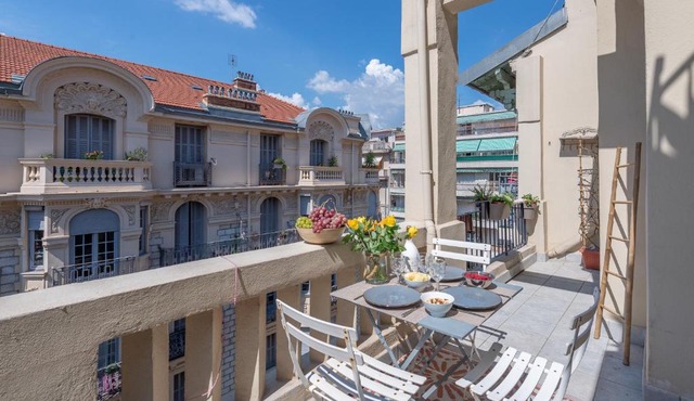 Heart of Nice, Authentic Niçois charm, terrace