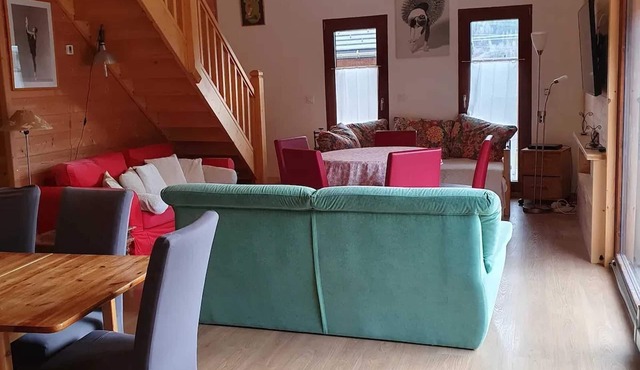 Homerez - Spacious Apartment in Séez 130 m²