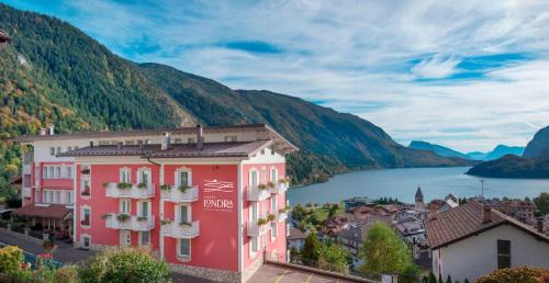 Hotel Londra Slow Living Molveno