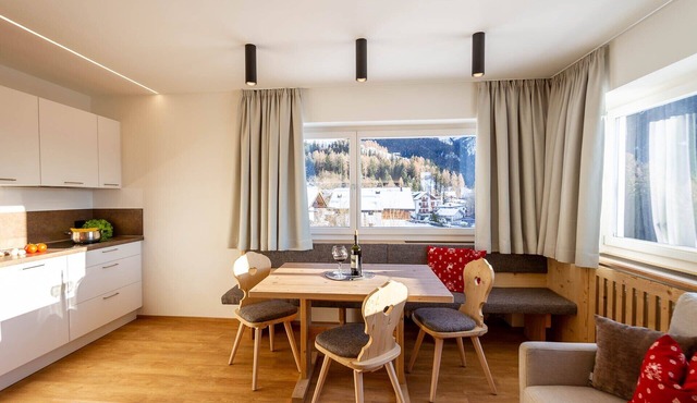 Apartment “Haus Lohengrin - Ferienwohnung 3” with Mountain View