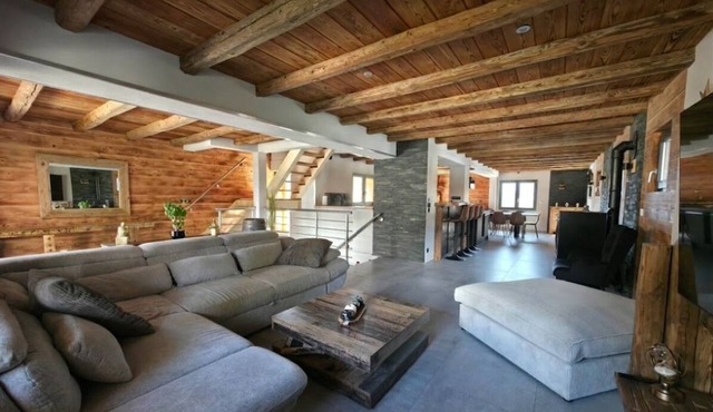 L'Entre 2 Cimes, your villa in Bozel, in the heart of the biggest ski resorts.