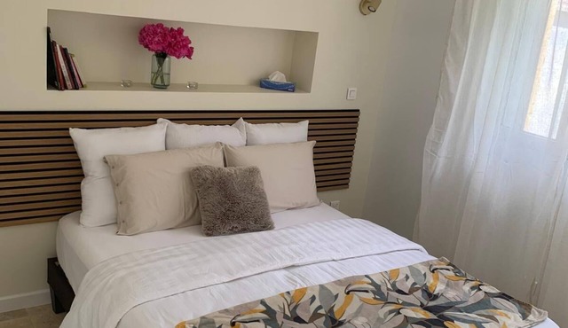 La CleryNette Suite 20 minutes from Giverny, 10 minutes from Château de Gaillard in Les Andelys