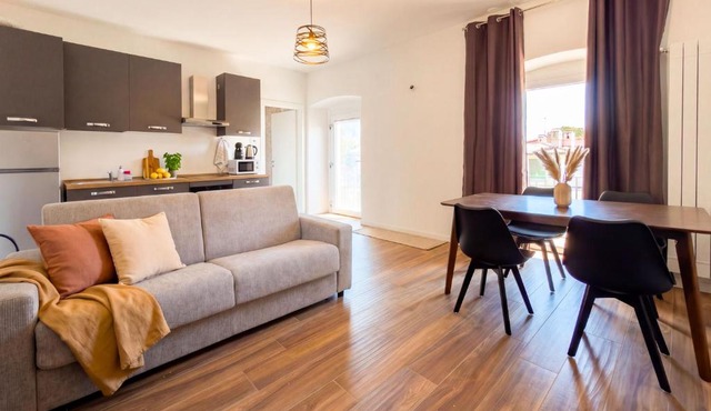 Lake & Light Apartments - 10 minutes walk from Lake Iseo